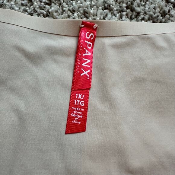 SPANX nude shapewear tank top size 1X - Picture 4 of 9